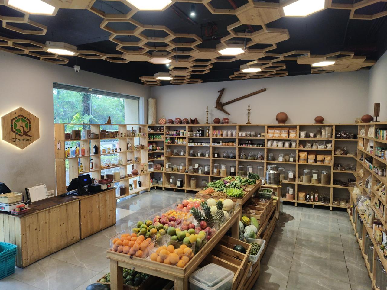 QFarmers organic store interior